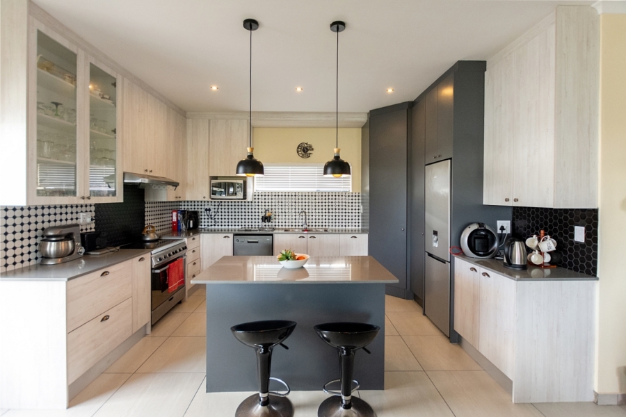 3 Bedroom Property for Sale in Atlantic Sands Private Estate Western Cape